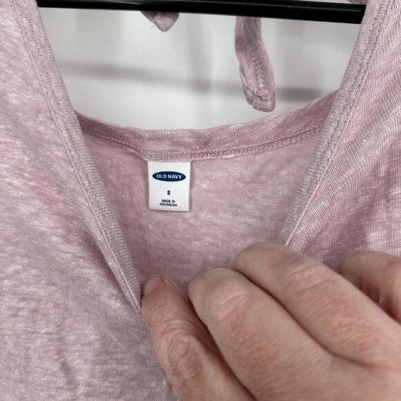 Old Navy Women's Tank Top light mauve size‎ small - Picture 2 of 3